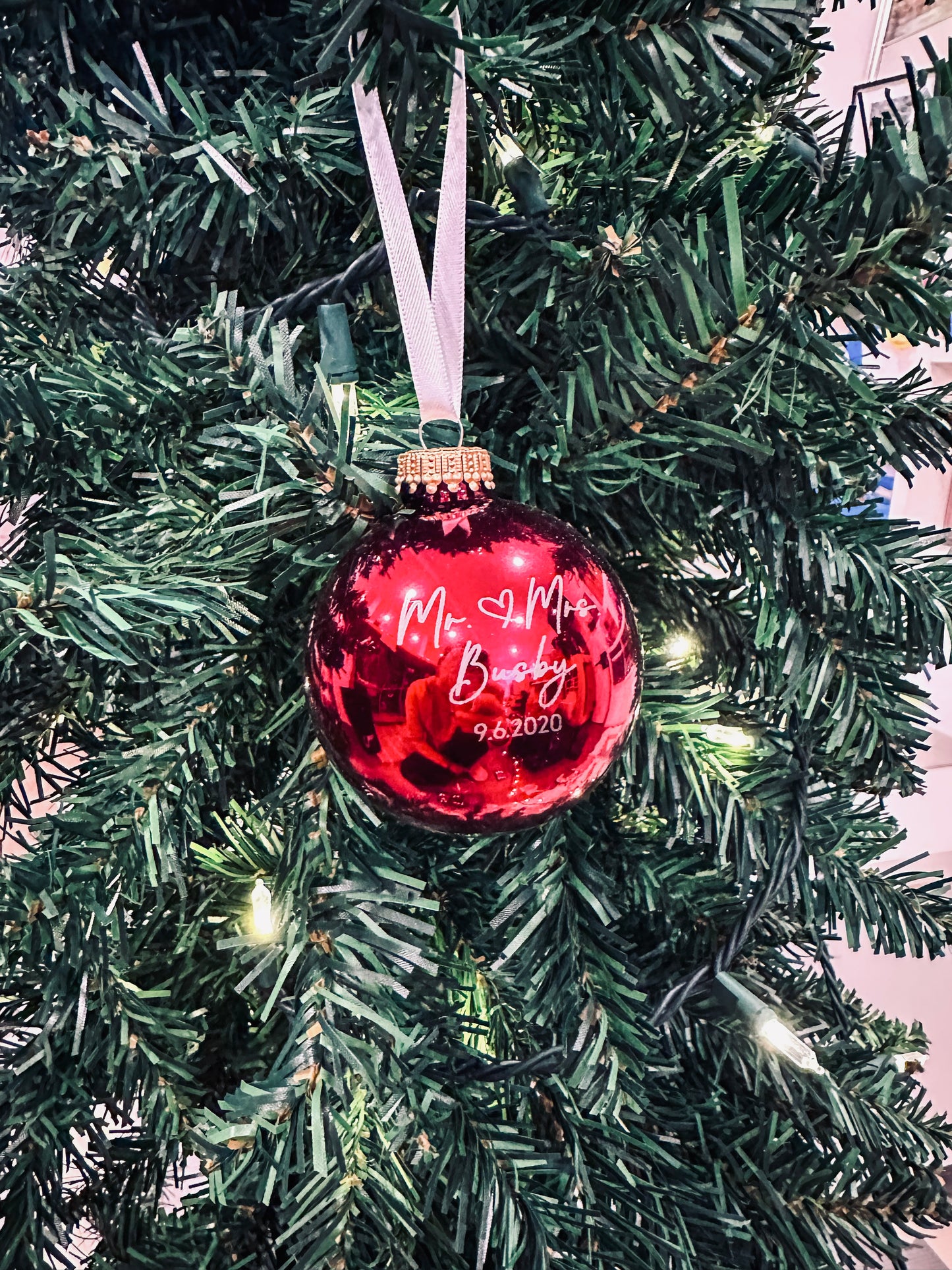 Red Glass Ball Ornament *choose deisgn*